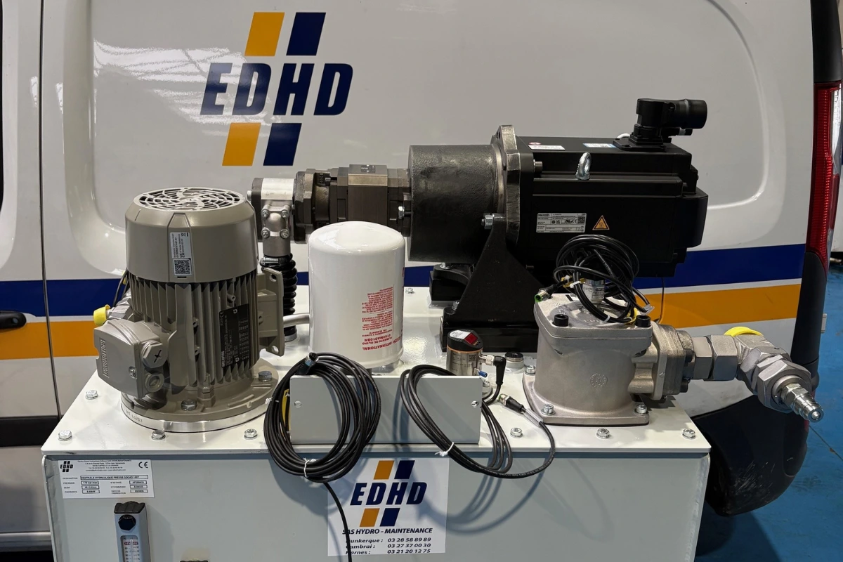 Groupe hydraulique Bosch Rexroth équipé de la technologie Sytronix installé par EDHD pour le rétrofit d’une presse hydraulique industrielle